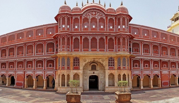 jaipur tour guide City Palace Museum